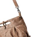 Aunts & Uncles kabelka cez rameno / crossbody 2v1 Grandma´s Luxury Club Mrs. Muffin 40301-132 béžová detail