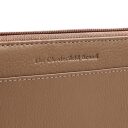 The Chesterfield Brand Dámska kožená peňaženka RFID Mirelle béžová logo