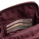 The Chesterfield Brand Kožená crossbody taška Isley C58.034718 vínovo červená vnútorné vrecko