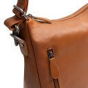 The Chesterfield Brand Kožená kabelka - batoh 2v1 Azura C48.143831 koňaková predná priehradka