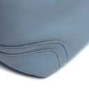 The Chesterfield Brand Kožená kabelka do ruky aj cez rameno Zarita C48.142215 svetlomodrá detail