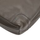 The Chesterfield Brand Kožená kabelka do ruky aj cez rameno Zarita C48.142233 tmavo šedá detail prešitie