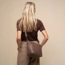 The Chesterfield Brand Kožená kabelka do ruky aj cez rameno Zarita C48.142240 hnedá ako crossbody