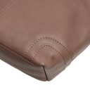 The Chesterfield Brand Kožená kabelka do ruky aj cez rameno Zarita C48.142240 hnedá detail prešívania