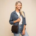 The Chesterfield Brand kožená kabelka cez rameno / crossbody Caia C48.144601 hnedá ako crossbody