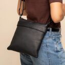 The Chesterfield Brand kožená kabelka cez rameno Trenton C48.144100 čierna ako crossbody