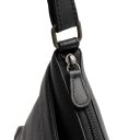 The Chesterfield Brand kožená kabelka cez rameno Trenton C48.144100 čierna zips