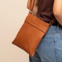 The Chesterfield Brand kožená kabelka cez rameno Trenton C48.144131 koňaková ako crossbody