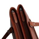 The Chesterfield Brand Kožená shopper kabelka na notebook 14" Alverino C38.022931 koňaková detail zipsu