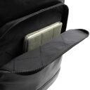 The Chesterfield Brand Kožený batoh na notebook Marvello C58.035000 čierny predné vrecko
