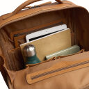 The Chesterfield Brand Kožený batoh na notebook Quincy C58.035231 koňakový otvorený