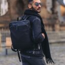 The Chesterfield Brand Kožený batoh na notebook Jasper C58.033700 čierny na chrbte
