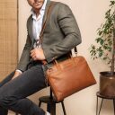 The Chesterfield Brand Kožená taška na notebook 14" Tilbury C40.109731 koňaková na ramene