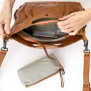aunts & uncles Grandma´s Luxury Club Mrs. Muffin Dámska kožená kabelka cez rameno / crossbody 40301-1 koňaková
