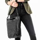 aunts&uncles Grandma´s Luxury Club Mrs. Pancake Dámska kožená crossbody 40302-0 čierna na modelke